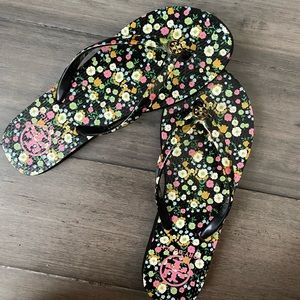 Tory Burch Flip Flops colorful size 8, barely used!